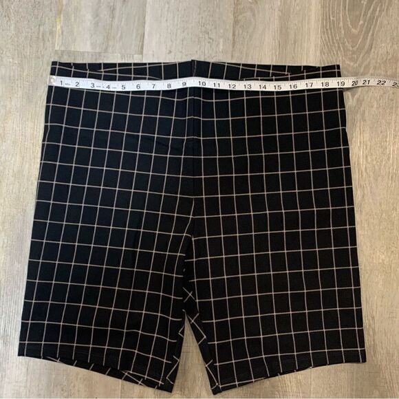 NWT Loft Sculpt Bike shorts and Plaid print size XL - Picture 6 of 15